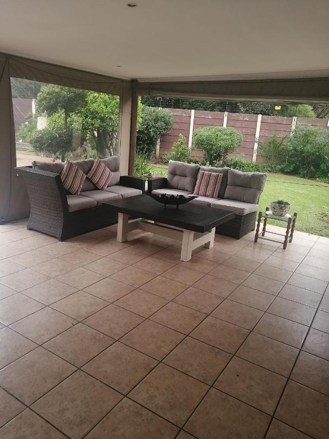 The Pheasant Apartment Boksburg Exterior photo