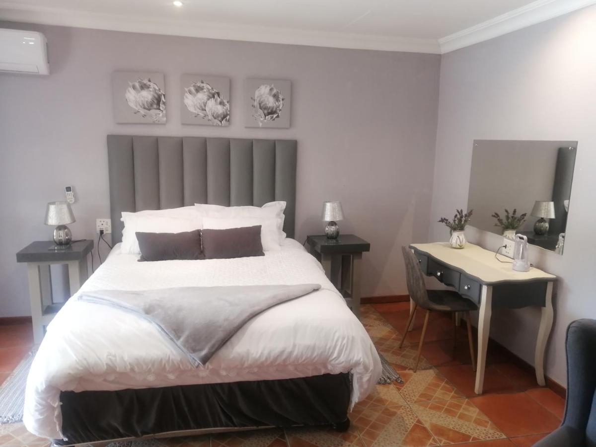 The Pheasant Apartment Boksburg Exterior photo